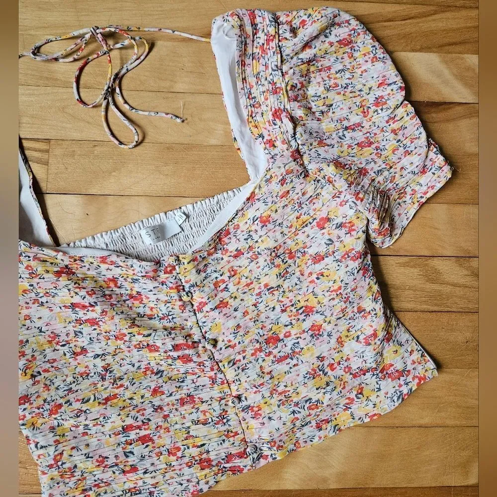 Astr Floral Puff Sleeve Blouse